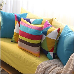 简约现代沙发靠垫正方形靠枕几何彩色亮丽抱枕套子不含芯纯棉布艺