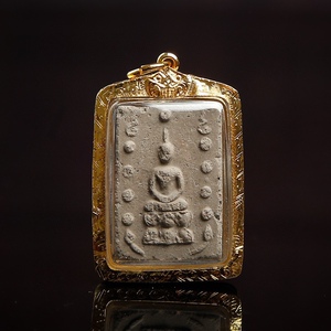 泰国佛牌龙婆moon2541崇迪佛牌金壳正品顺丰包邮正牌送链子