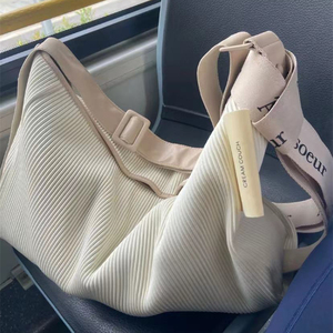 小众设计cream couch蛋糕包软皮腋下单肩休闲托特包斜挎通勤女包