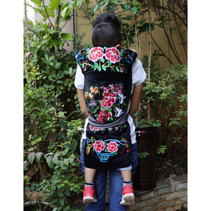 云南老式背带传统小孩背巾四川婴儿裹背被贵州绣花四季背扇后背式