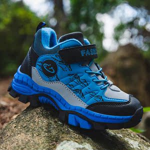 361儿童登山鞋