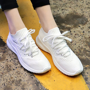 纯白运动鞋女跑步鞋白色椰子鞋超轻软底小白鞋学生军训轻便飞织鞋