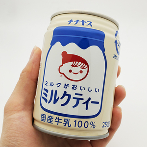 日本进口itoen伊藤园chichiyasu红茶味牛奶牛乳奶茶饮料250g