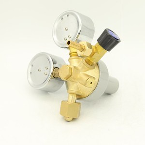 标气减压器yqb-02j混合气体氧氩氮空减压阀0.25*25mpa出气流量微