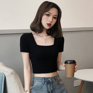 黑色短袖t恤女夏方领紧身超短款2021年新款高腰设计感露脐装上衣