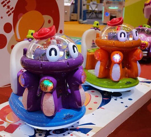 优有乐新款星际章鱼摇摇车儿童电动投币扫码摇摆机商用超市摇摇马