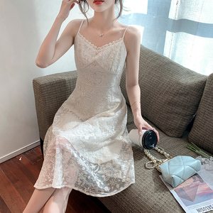 温柔风淑女蕾丝吊带连衣裙女夏季高级感收腰显瘦公主蓬蓬a字长裙