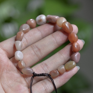 罗布泊红蛋白石