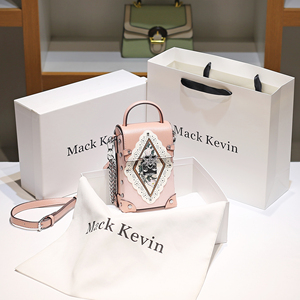 MackKevin 手机包 小众设计粉色精致小包包女轻便百搭真皮斜挎包