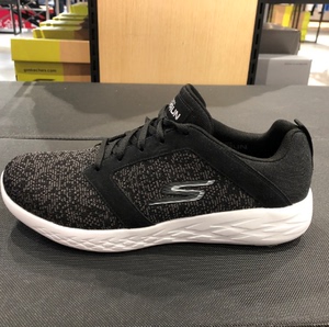 55097/bkw skechers 斯凯奇 轻质跑鞋 男款 55097