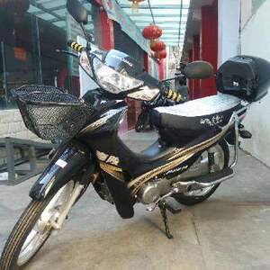 大阳摩托车110配件外壳
