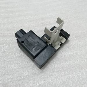 原厂适用三菱帕杰罗v98劲畅电瓶电流传感器蓄电池电量监测感应器