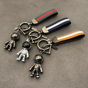 lv&gedete 汽车钥匙扣太空人挂件宇航员钥匙链背包挂饰女法斗吊坠