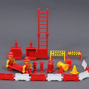消防人偶玩具儿童场景摆件模型消防队员惯性车宝宝公仔小人配件包
