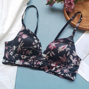 小芬内衣女欧美精品无钢圈性感诱惑文胸薄款薄杯纯色花色胸罩四季