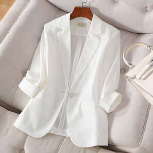 白色小西装外套女夏季薄款2024新款七分袖小个子短款休闲亚麻西服