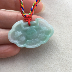 天然翡翠平安如意锁吊坠玉石宝宝长命锁冰种浅绿挂件玉佩男女儿童