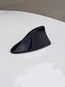 专用19-21款大众新polo plus鲨鱼天线鲨鱼鳍信号收音装饰原车漆