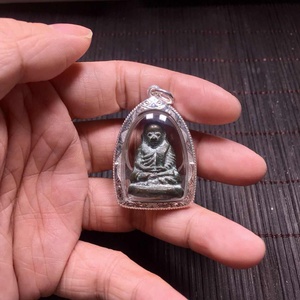 龙婆银 2528 爆枪神迹 大头模 财佛 银壳tpc卡 泰国佛牌真品