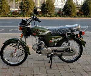 正品重庆嘉陵摩托70cc燃油助力车电喷国四省油外卖车摩托车新货