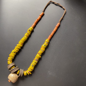 印度哈萨克斯坦收藏古董土库曼游牧民族老琉璃项链海螺铜吊坠贝壳