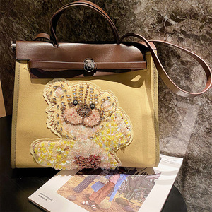 巴掌家手工钻石熊帆布包女单肩斜挎手提包包ins时尚春秋2021新款