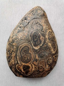 山东淄博奇石-花纹石 高23cm 约9斤