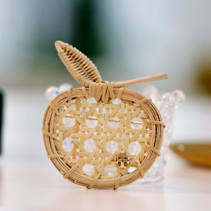 精品手工竹编镂空苹果叶片logo胸针