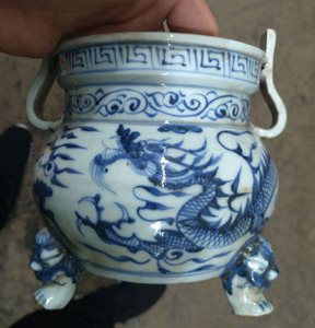 高仿古仿元代青花龙纹精品陶瓷三足香炉出土古瓷古玩老器古董精品
