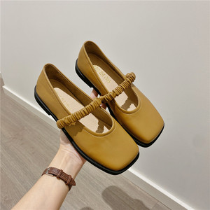 方头松紧带奶奶鞋