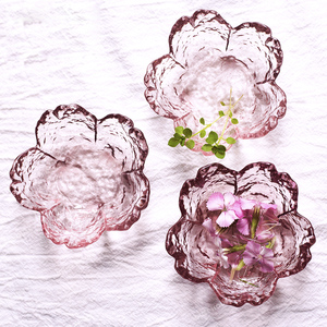 日式樱花锤目纹玻璃调味碟 粉色创意花瓣形蘸料小碟子酱油料醋碟