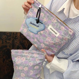 日本新款紫葡萄化妆包小众外出手拿洗漱包高级感便携护肤品收纳包