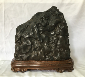 【 龙壁回澜】来宾黑珍珠石.广西柳州奇石精品