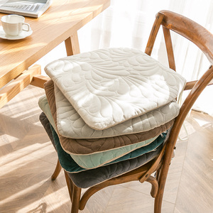 绗绣牛奶绒椅子垫冬季纯色毛绒餐椅垫加厚坐垫屁垫防滑餐桌椅座垫