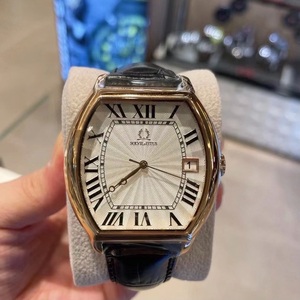 000人付款淘宝中古手表piquot meridien 瑞士机芯水桶 石英手huaer