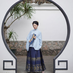 原创明制汉服中国风夏季新品织金立领绣花对襟袄裙马面裙黑金日常