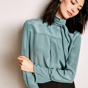 复古鸭蛋青绿气质飘带领真丝衬衫