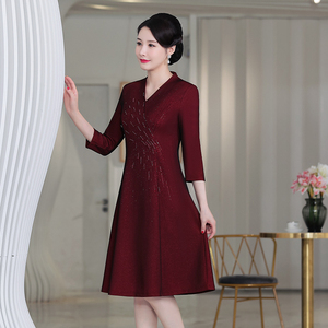妈妈婚宴礼服春秋高贵岳母敬酒服时尚喜婆婆儿子结婚连衣裙高级感