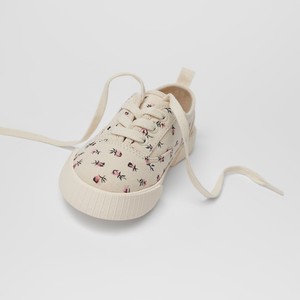 儿童绑带船鞋
