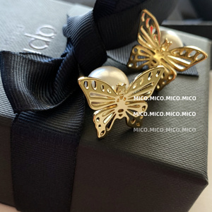 MICO小巫  镂空轮廓蝴蝶前后佩戴仿珍珠气质款法式耳钉包邮