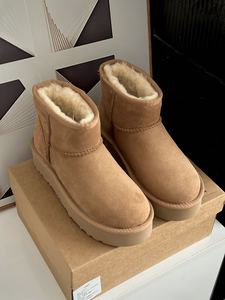 《澳洲进口羊皮毛一体》经典时尚厚底5854女款雪地靴厚底冬季保暖