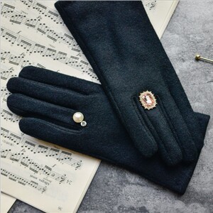 韩国珍珠宝石戒指羊毛羊绒手套加绒保暖骑车分指触屏手套女冬气质