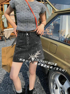MICO525牛仔短裙刺绣涂鸦设计辣妹夏季新款时髦修身显瘦炸街包臀