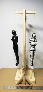 1/6ud素体 ph钢骨包胶女素体岚素体女兵人素体场景道具绞刑架木马