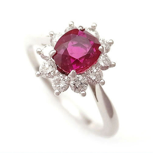 蒂芙尼红宝石戒指