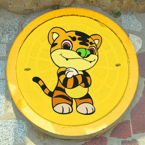 十二生肖井盖涂鸦模板图案儿童卡通绘画圆形镂空 简约diy手绘彩绘