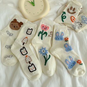 坚果妈咪可爱涂鸦袜子女中筒袜春夏季薄款日系搞怪卡通白色长筒袜