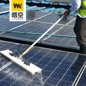 商用光伏板清洁工具厂房屋顶喷水大型地面山坡高桩太阳能电站手动