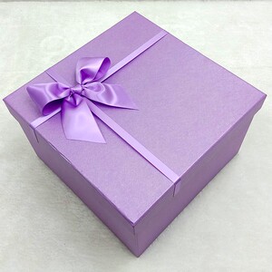紫色超大号正方形礼品盒圣诞礼物店铺装饰堆头婚庆拍摄包装定制盒