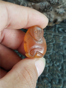 清代老玛瑙猴子挂坠吊坠挂件通天孔包老包真造型可爱古玉老玉古玩